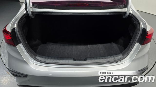 Kia K3 2019 — photo 25