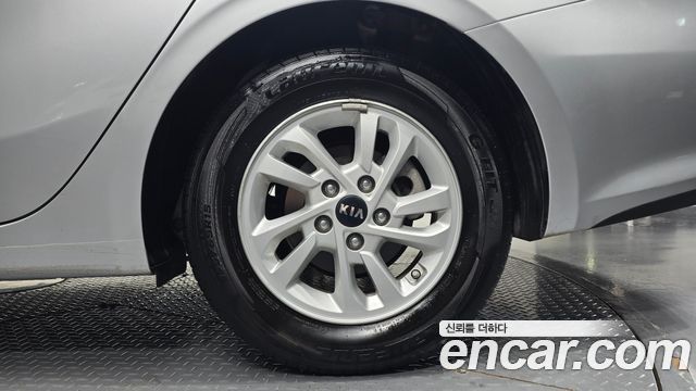 Kia K3 2019 — photo 7