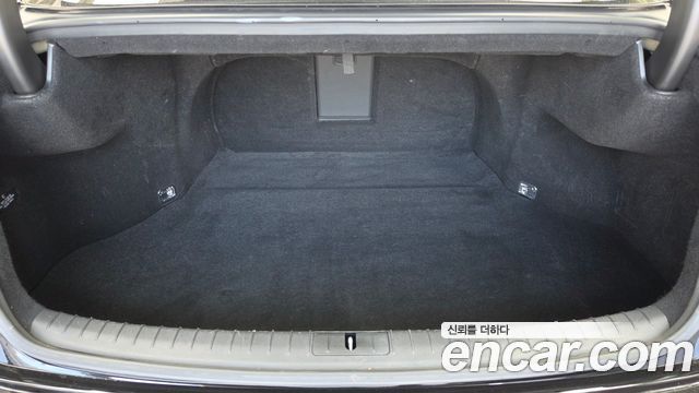 Genesis G80 2018 — photo 26