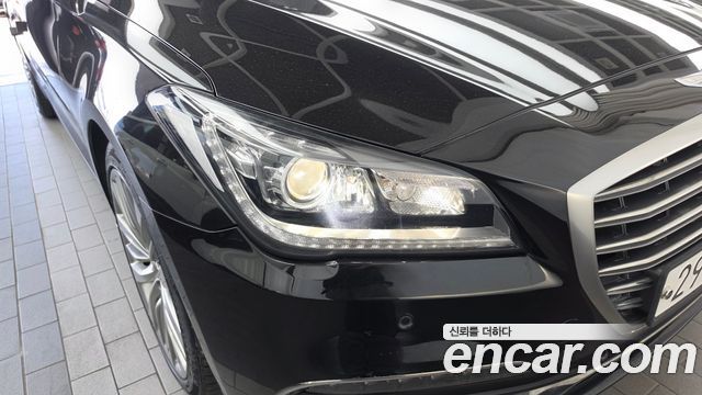 Genesis G80 2018 — photo 8