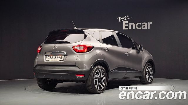 Renault Korea QM3 2016 — photo 2