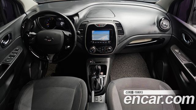 Renault Korea QM3 2016 — photo 10