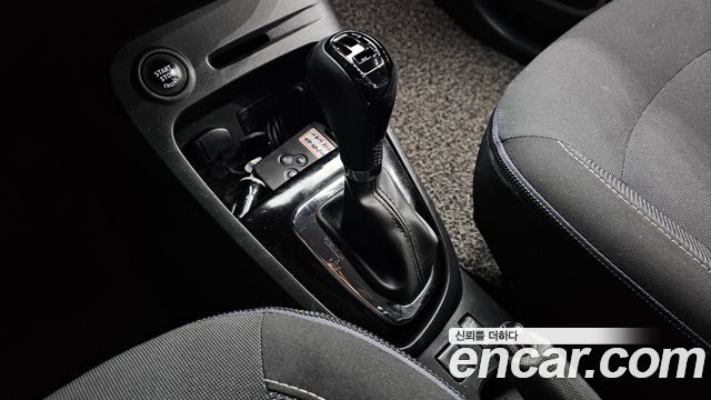 Renault Korea QM3 2016 — photo 12