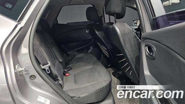 Renault Korea QM3 2016 — photo 17