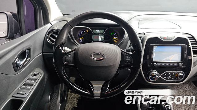 Renault Korea QM3 2016 — photo 19