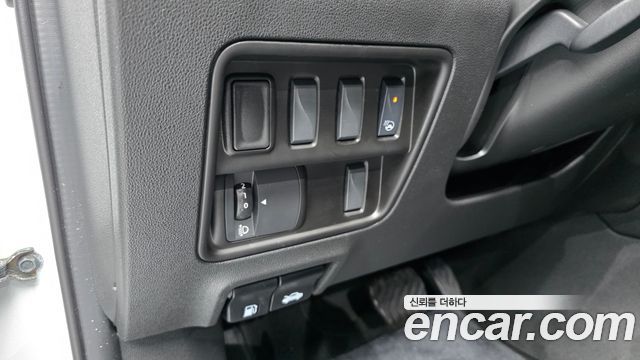 Renault Korea QM6 2023 — photo 12