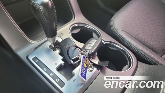 Kia Sorento 2012 — photo 9