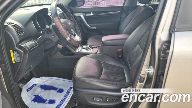 Kia Sorento 2012 — photo 11