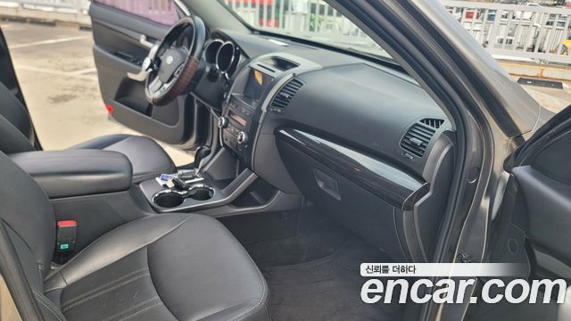 Kia Sorento 2012 — photo 14