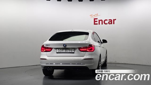 BMW Gran Turismo 2018 — photo 4
