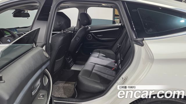 BMW Gran Turismo 2018 — photo 17