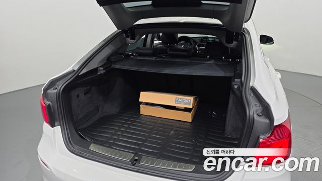 BMW Gran Turismo 2018 — photo 28