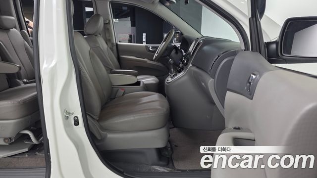 Kia Canival 2014 — photo 11