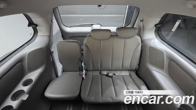 Kia Canival 2014 — photo 12