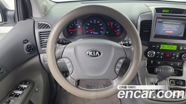 Kia Canival 2014 — photo 13