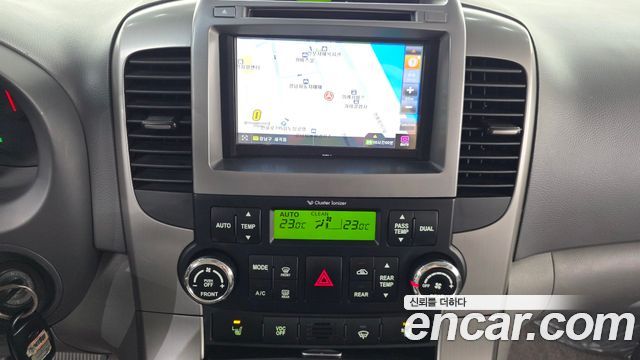 Kia Canival 2014 — photo 14