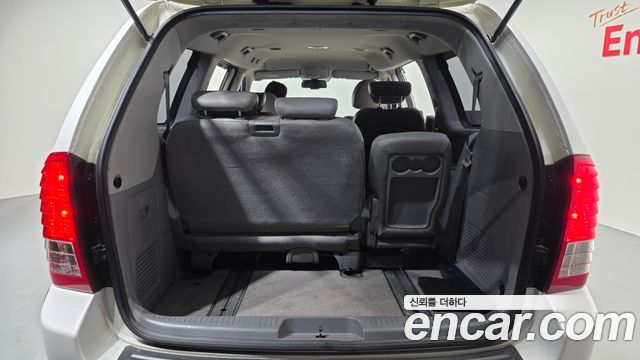 Kia Canival 2014 — photo 18