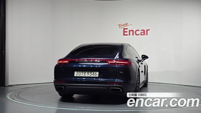 Porsche Panamera 2018 — photo 4