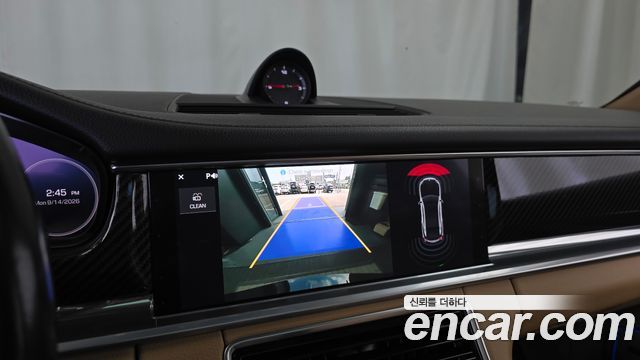 Porsche Panamera 2018 — photo 15