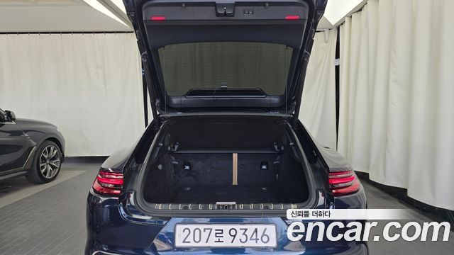 Porsche Panamera 2018 — photo 20