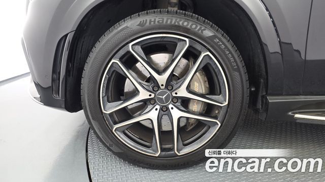 Mercedes-Benz GLE-Class 2021 — photo 5