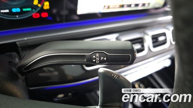 Mercedes-Benz GLE-Class 2021 — photo 12