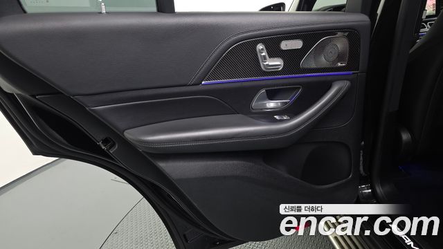 Mercedes-Benz GLE-Class 2021 — photo 15