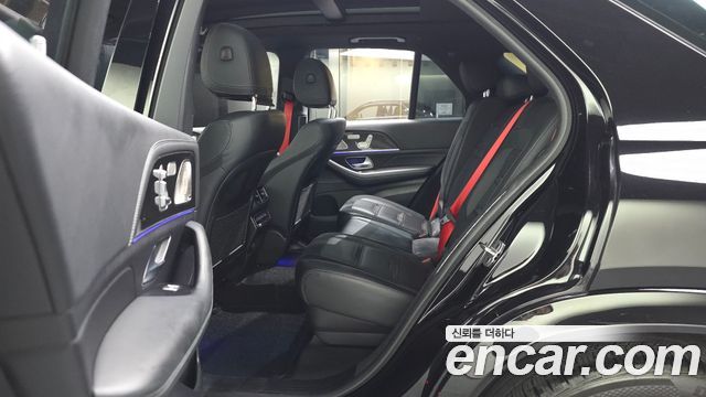 Mercedes-Benz GLE-Class 2021 — photo 16