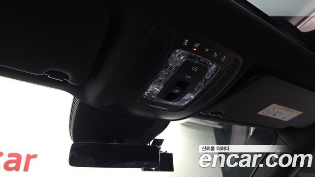 Mercedes-Benz GLE-Class 2021 — photo 29
