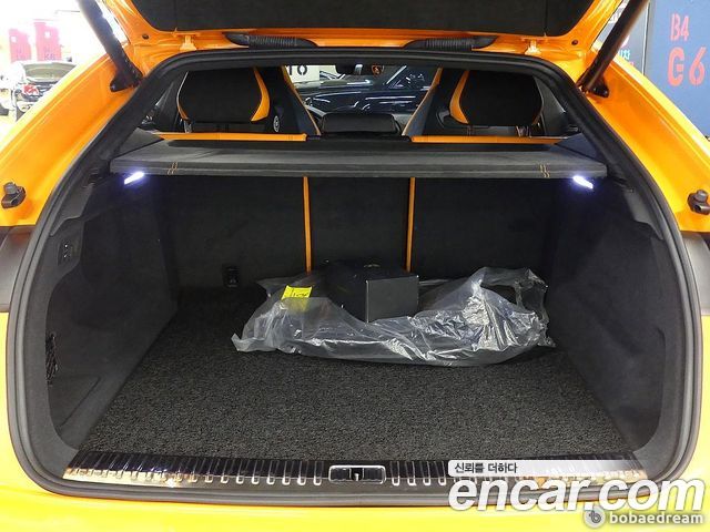 Lamborghini Urus 2021 — photo 10