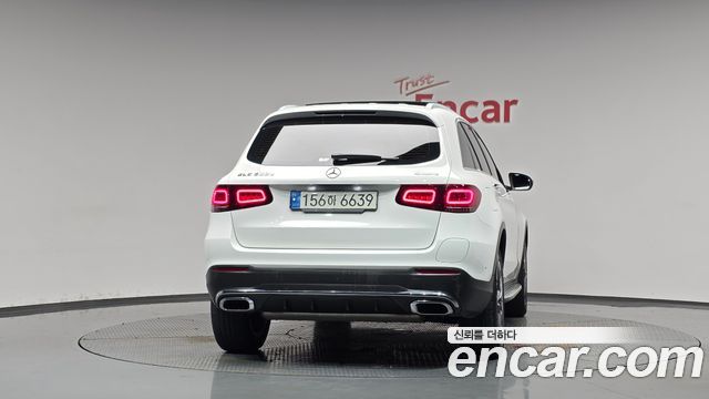 Mercedes-Benz GLC-Class 2022 — photo 4