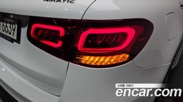 Mercedes-Benz GLC-Class 2022 — photo 9