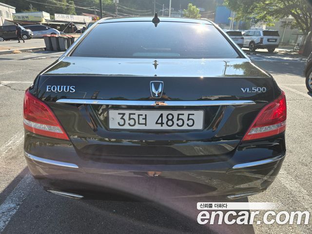 Hyundai Equus 2010 — photo 6