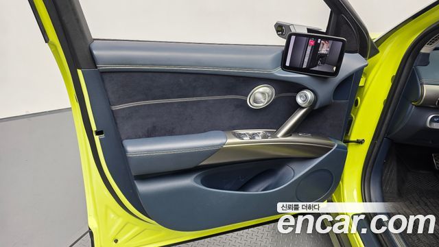 Genesis GV60 2022 — photo 14