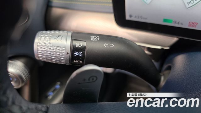 Genesis GV60 2022 — photo 34