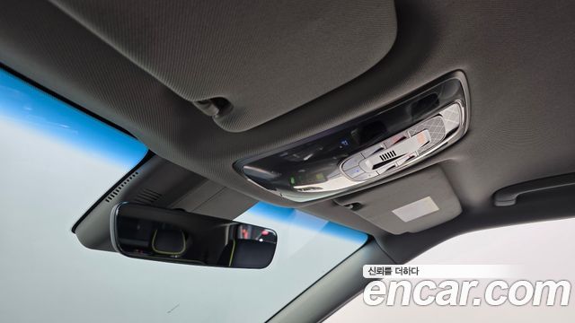 Genesis GV60 2022 — photo 36