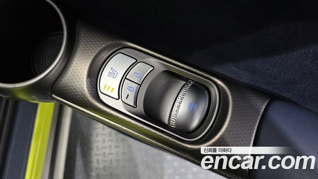 Genesis GV60 2022 — photo 37
