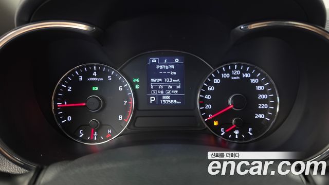 Kia K3 2015 — photo 11