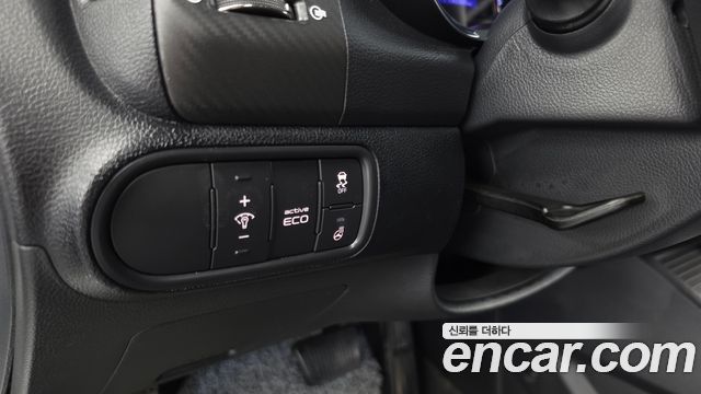 Kia K3 2015 — photo 24