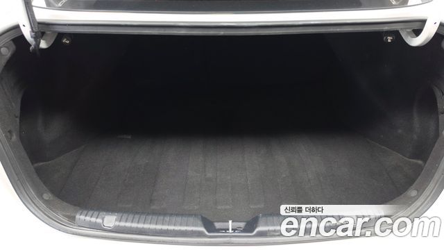 Kia K3 2015 — photo 26