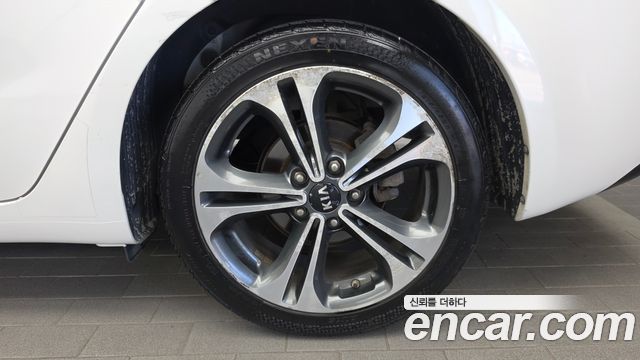 Kia K3 2015 — photo 7