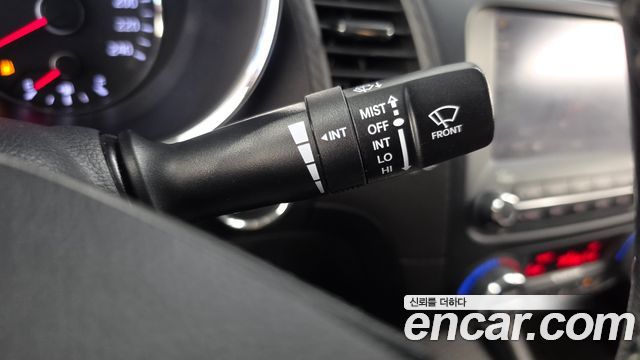 Kia K3 2015 — photo 28