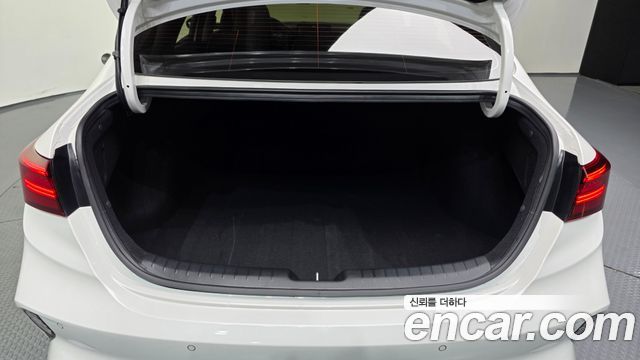 Kia K3 2024 — photo 26