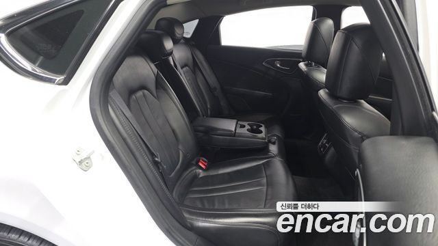 Chrysler 200 2015 — photo 12