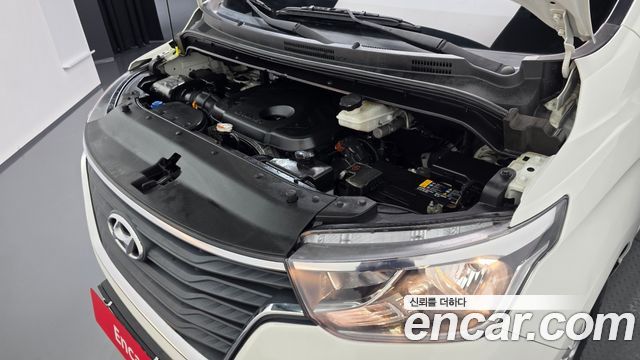 Hyundai Starex 2021 — photo 6