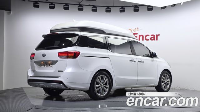 Kia Canival 2016 — photo 2