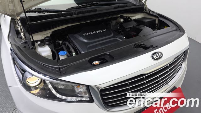 Kia Canival 2016 — photo 6