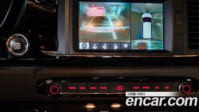 Kia Canival 2016 — photo 20