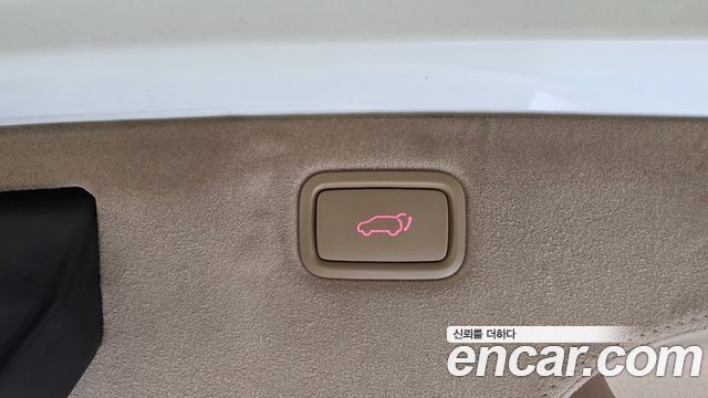 Kia Canival 2016 — photo 29