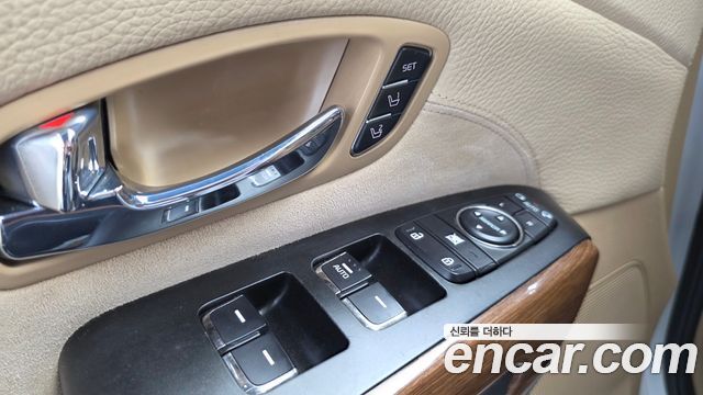 Kia Canival 2016 — photo 30